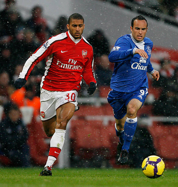 次表现的突 次表现的突