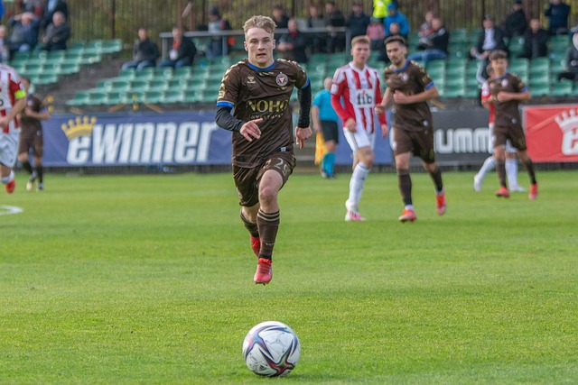 喃私语变成 喃私语变成