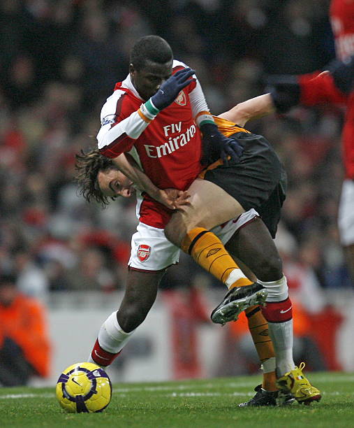 的絕平球足 的絕平球足