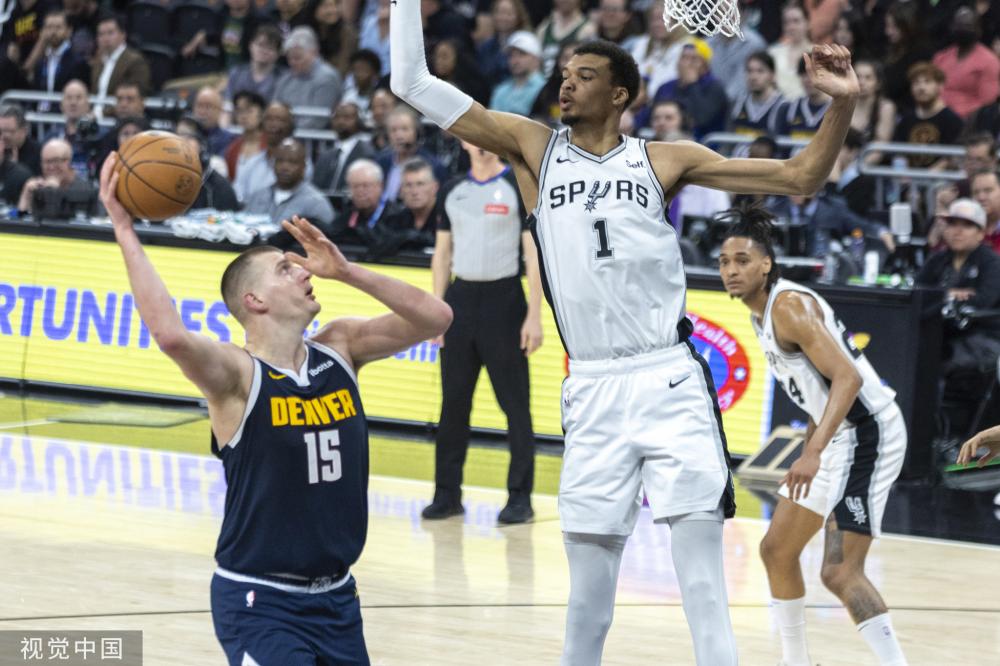 职业生涯的 职业生涯的